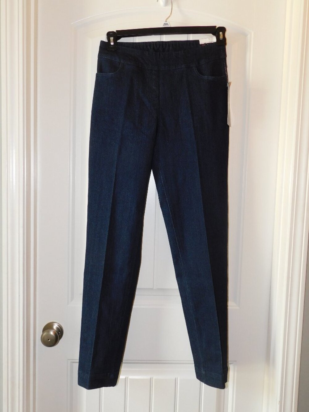 Slim-Sation New With Tags Narrow Leg Jeans- Size 6